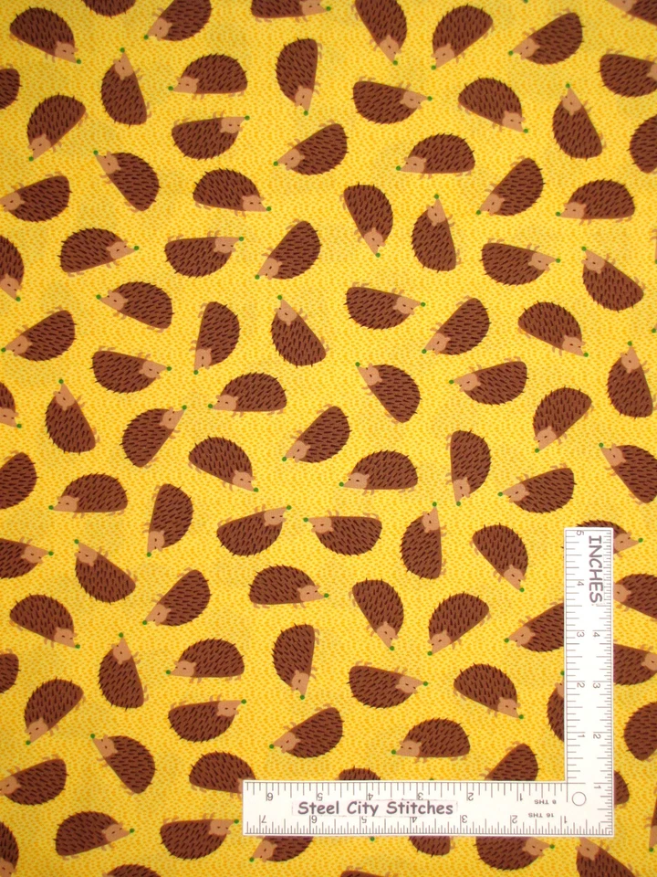 Erizo Animal Lanzamiento Bosque Amarillo Parque Infantil Tela de Algodón Robert Kaufman Yard Foto 1 de 1