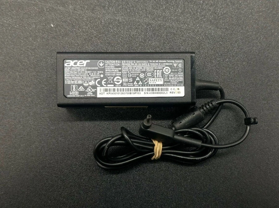 Acer power adapter ADP- 45 HE D 19V 2.37 A In Good Condition - Image 1 of 1