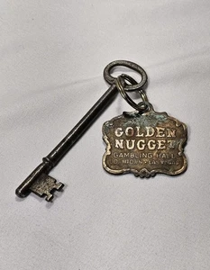 Vintage Golden Nugget Casino Spielhalle Las Vegas Skelett Zimmerschlüssel mit Anhänger - Bild 1 von 7
