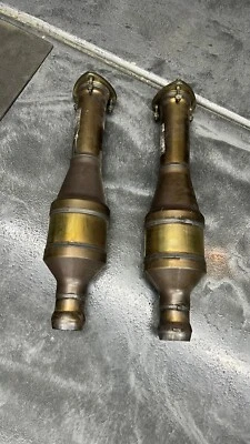 Aston Martin Cats DB9 (2004-2016), DBS V12, Rapide, V12 Vantage, Gen2 Vanquish Foto 1 de 2