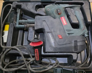 Metabo 110V BHE 20 Compact SDS+ Drill & IDR Built IN Dust Extractor - Picture 1 of 10