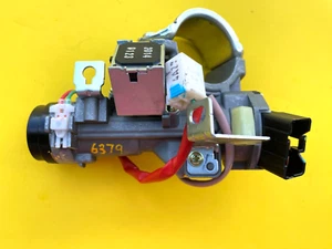 2014-2015 KIA SORENTO IGNITION SWITCH LOCK CYLINDER W/O KEY OEM 93110-2P000 - Picture 1 of 6