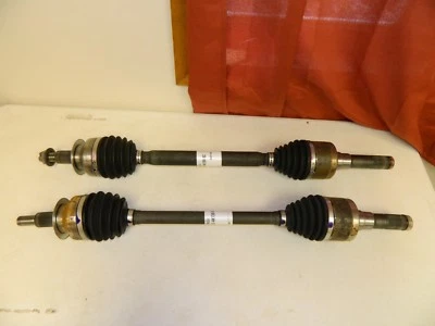 Ford Mustang GT 2015-2017 5,0 L trasero izquierdo derecho eje CV medio eje OEM Foto 1 de 4