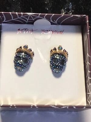 Nuevo en Caja Aretes Betsey Johnson Tono Oro y Hematita Pavé Cristal Esqueleto Rey Foto 1 de 2