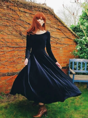 Vintage Laura Ashley Navy Blue Long Velvet Dress Christmas Evening Gown UK 14 - Image 1 of 4