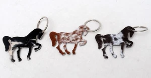 Juego de 3 Llaveros 100% Natural Piel de Vaca Forma de Caballo Cuero Pelo en Llavero H1 - Imagen 1 de 11