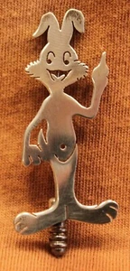 Pin, Brosche/ Nadel wie Bugs Bunny, Hase, Kaninchen, Langohr, 925% Silber - Picture 1 of 6