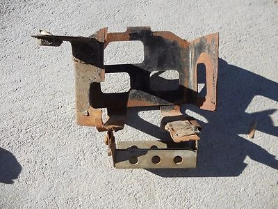 Suzuki TC125 1973 caja de batería Foto 1 de 2