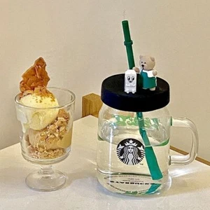 Starbucks 2024 edizione limitata 600 ml grembiule verde paglia tazza orso 16 oz vetro - Foto 1 di 6