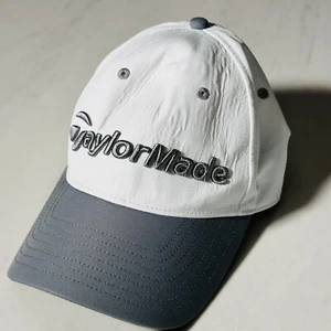 TaylorMade weiße Golf Cap / Mütze - verstellbar weiß mit grauem Schirm - Bild 1 von 5