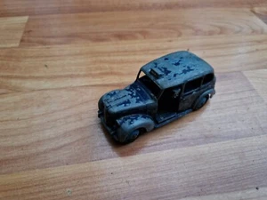 VINTAGE 1950'S DINKY TOYS 40H AUSTIN TAXI DARK BLUE CAR - Picture 1 of 3