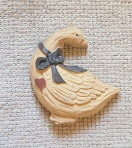 Duck Heart Ribbon Refrigerator Magnet Country Novelty Resin Free Shipping - Picture 1 of 3