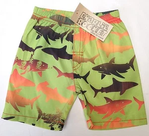 Nuevo con etiquetas Traje de baño Charlie Rocket para niños talla 18-24 meses ~ Calaveras de tiburones ~ Marca boutique - Imagen 1 de 3