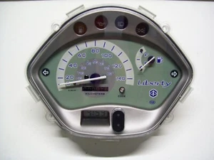 CRUSCOTTO CONTACHILOMETRI PIAGGIO LIBERTY 125cc 150cc 200cc 2006 AL 2015 NUOVO - Imagen 1 de 3