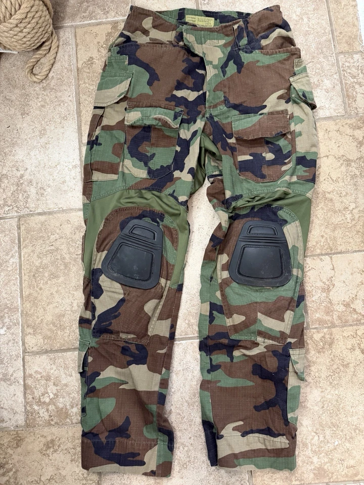 Emerson Gear Tactical Pants Military Knee Pads Adjustable! EM9351WL 30x32’s! EUC - Image 1 of 4