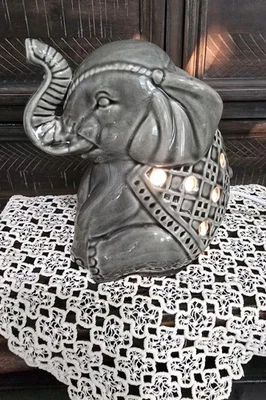 Lámpara de cerámica/calentador de cera salvia gris verde elefante luz nocturna tronco enchufe Foto 1 de 4