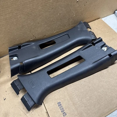 Subaru Impreza Sport 2017-21 lado derecho del pasajero B pilar moldura cubierta panel B118 Foto 1 de 4