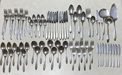 Vintage Oneida Nobility Plate 4 Crowns Reverie 74pc Flatware Set Serving For 9 - Image 1 of 4