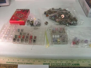 Large Lot Sewing Machine Bobbins Metal Plastic Lot - Picture 1 of 10