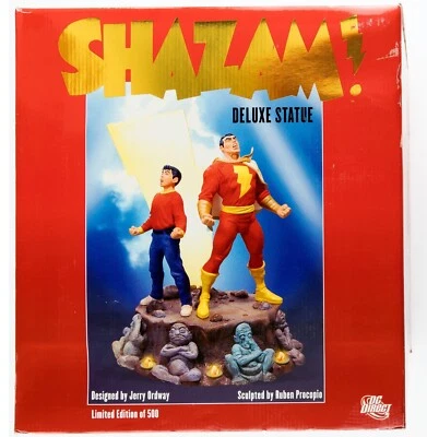 NEW/SEALED DC Direct Shazam Deluxe Sound and Light Up Statue 456/500 Diorama - Image 1 of 4