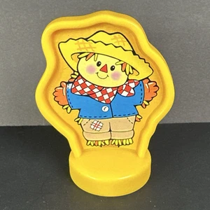 1999 Fisher Price Little People Farm Scarecrow Yellow Accessory Replacement - Picture 1 of 4
