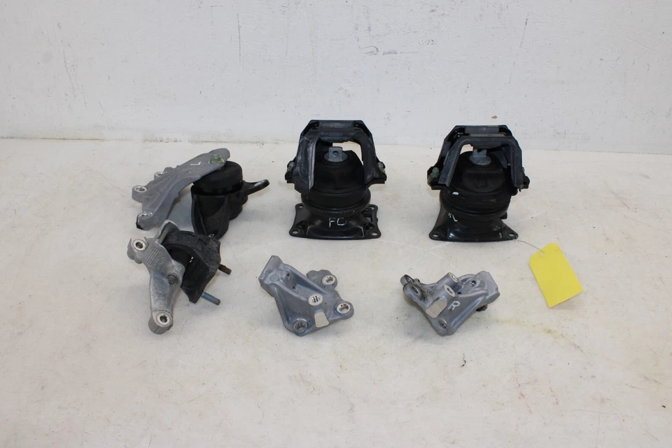 2018-2020 Acura TLX 3.5l FWD Engine Mount Set OEM KK42 Foto 1 de 4