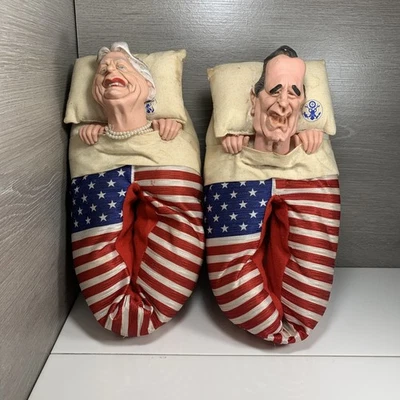 Zapatillas de novedad 1988 Spitting Image Linden President George H.W. & Barbara Bush Foto 1 de 4