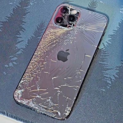 Apple iPhone 12 Pro - Graphite - Faulty/Broken - Image 1 of 4