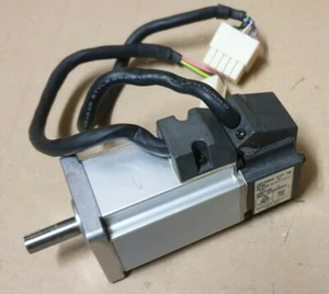 Servomotor de CA Panasonic MUMS011A1E0S - Imagen 1 de 7