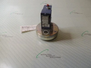 TELEMECANIQUE XMLBS02B2S11 PRESSURE SWITCH - Bild 1 von 1