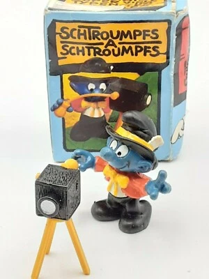 Schlumpf 40217 Fotograf HK.- Obejktiv silbern Photographer Smurf - Schleich Nr.1 - Bild 1 von 2
