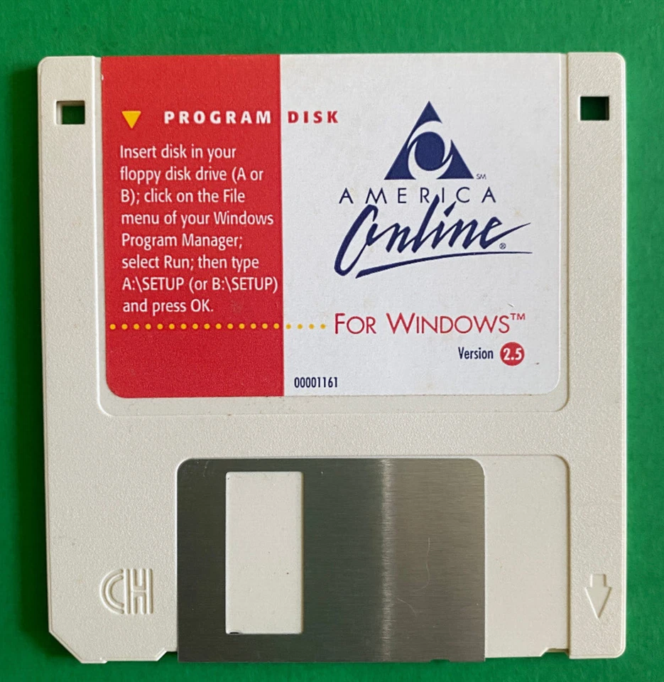 America Online v2.5 - 3.5" Floppy Disk - Windows Vintage Software - 1995 RED - Image 1 of 1