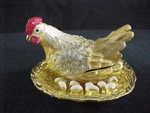 Emaille & Schmuck Schmuck Schmuckkästchen verschachtelte Henne beschädigt - Bild 1 von 9