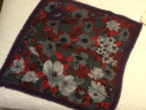 "Bufanda vintage Specialty House floral roja púrpura gris hecha en Italia 35""x35""" - Imagen 1 de 4