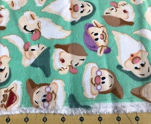 2014 7 Dwarfs Classic Tales 23” X 42” Flannel fabric #784 - Picture 1 of 1