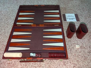 Pressman Backgammon Set w/ Faux Leather Case Brown White Complete - Picture 1 of 9