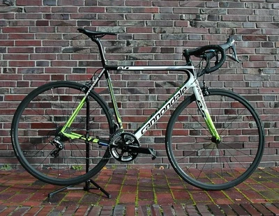 DT-SWISS PR-1400 DICUT OXIC Laufräder+Kassette+Reifen TESTSIEGER! - Bild 1 von 4