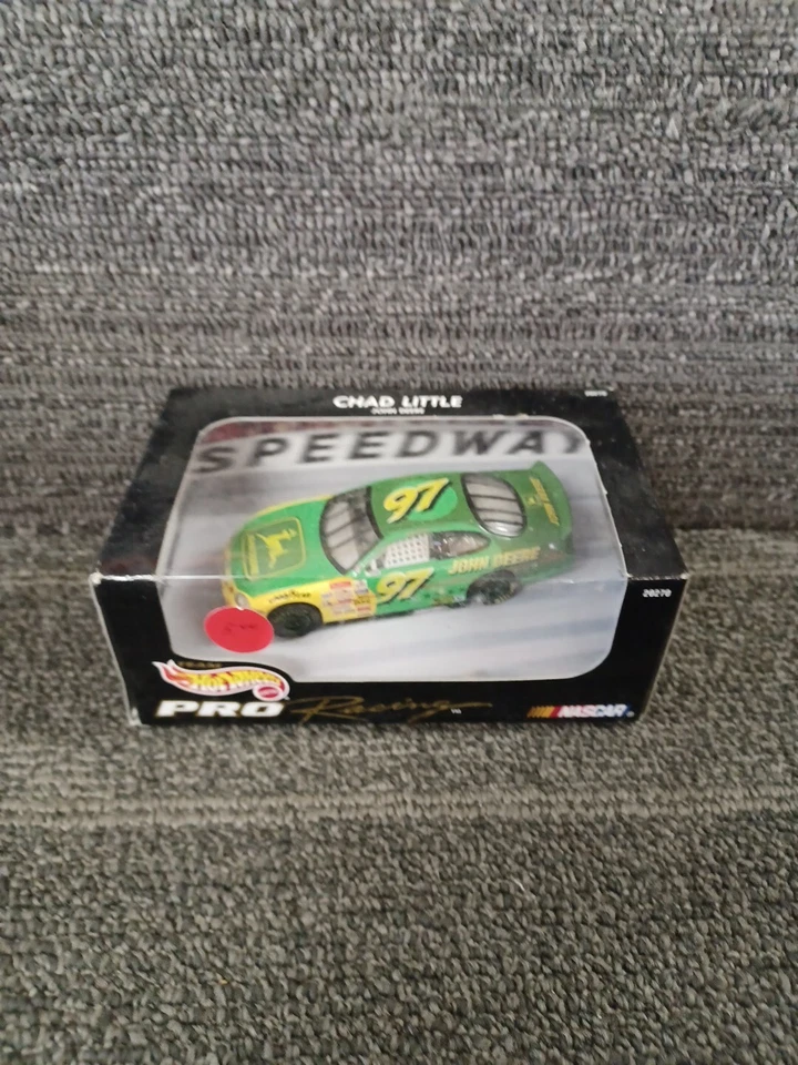 Coche de carreras Hot Wheels Nascar Pro Racing Chad Little John Deere Ford Taurus 1997 Foto 1 de 1