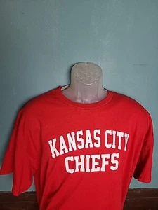 Taylor's Boyfriend #87 Kelce - Kansas City Chiefs Funny TShirt Men's Size XL Red - Picture 1 of 6