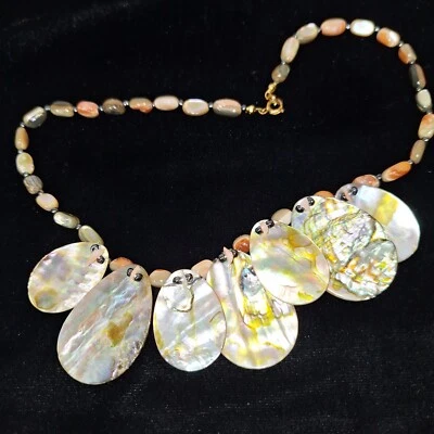 鲍鱼壳项链 7 吊坠 Pcs 泪珠天然石海滩灵气海岸 — 第 1/4 张图片