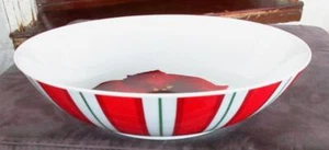 Lord  and Taylor Red Amaryllis 9.25" Pasta Bowl - Picture 1 of 1
