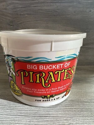 RARE VINTAGE TIM MEE TOY # 1436 PIRATE BUCKET BY PROCESSED PLASTIC CO - - Image 1 of 4