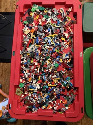 LEGO 4.45 libras libras piezas aleatorias piezas ladrillos lote a granel gemas de Minecraft minifigura Foto 1 de 4