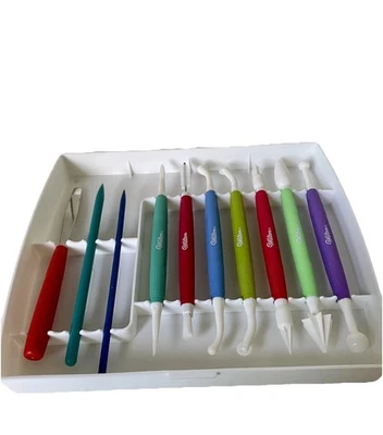Wilton 10pc Tool Kit Fondant & Gum Paste Cake Decorating Molding Sculpting case - Image 1 of 4