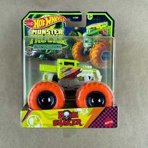 Hot Wheels Monster Trucks Glow In The Dark Bone Shaker Green 1:64 Diecast - Picture 1 of 6