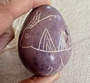 Stone Alabaster Egg Purple - Hand Etched Carved Rabbit -e - Picture 1 of 9