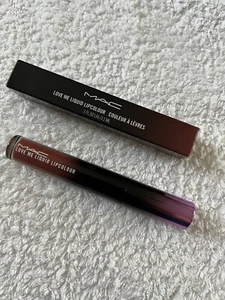 MAC Love Me Liquid Lipcolour 489 “Bated Breath” 3.1ml New Boxed Free P&P - Picture 1 of 4