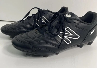 Botines de fútbol New Balance 442 AMPLIOS de cuero negro talla 5,5 EE. UU. Foto 1 de 4