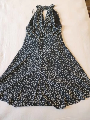 EXPRESS цветочный платье | шеи замочная скважина | подходит и расклешенный | платье размер XS  - Изображение 1 из 3