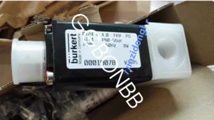 NUOVA elettrovalvola Burkert 0124 C 4.0 FKM PD 00019078 230V FedEx o DHL o UPS - Foto 1 di 3